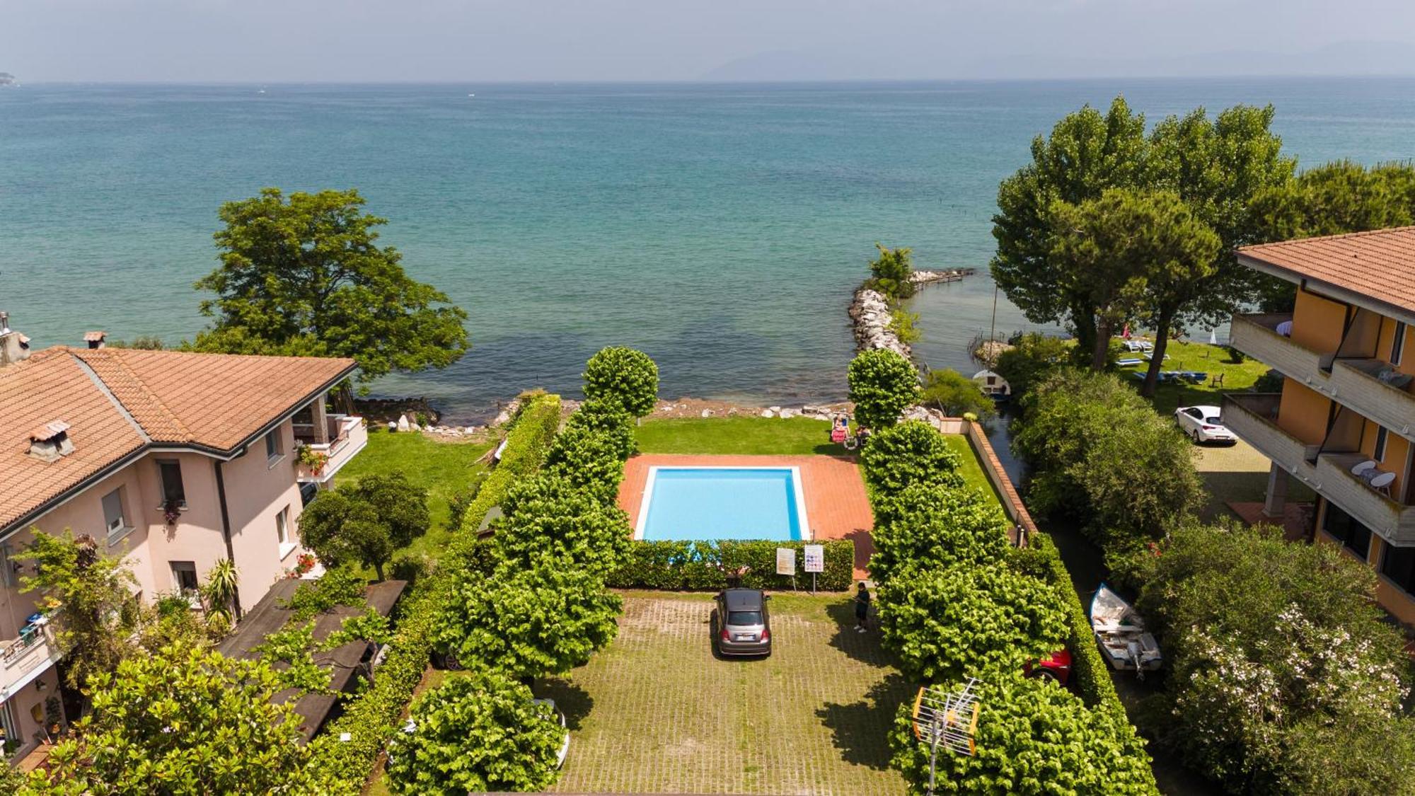 Incantevole Location Fronte Lago Sirmione Luaran gambar